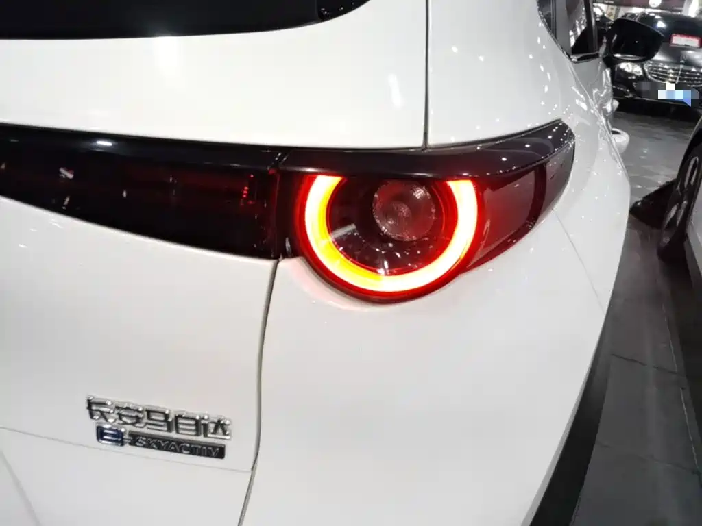 Mazda CX-30 EV — миниатюра 8