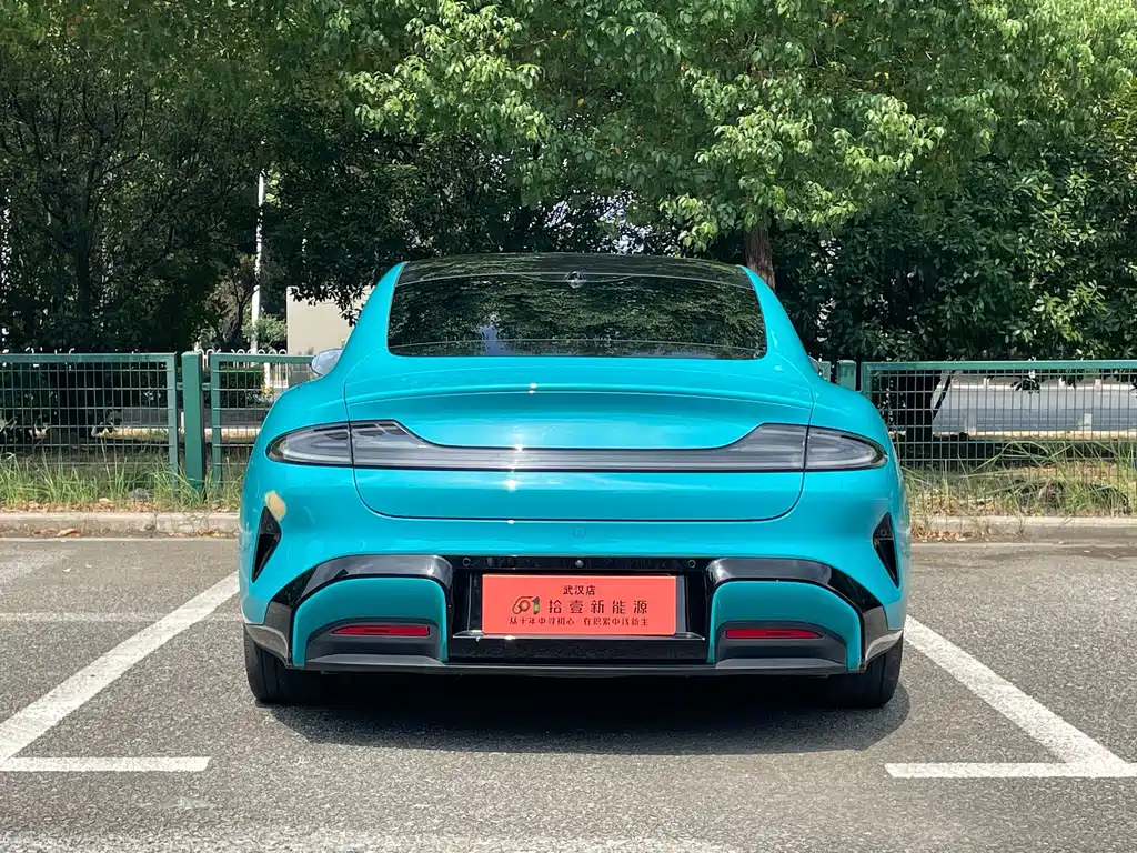 Xiaomi SU7 — миниатюра 5