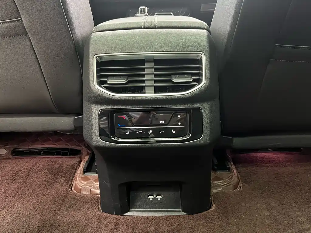 Volkswagen Talagon — миниатюра 9