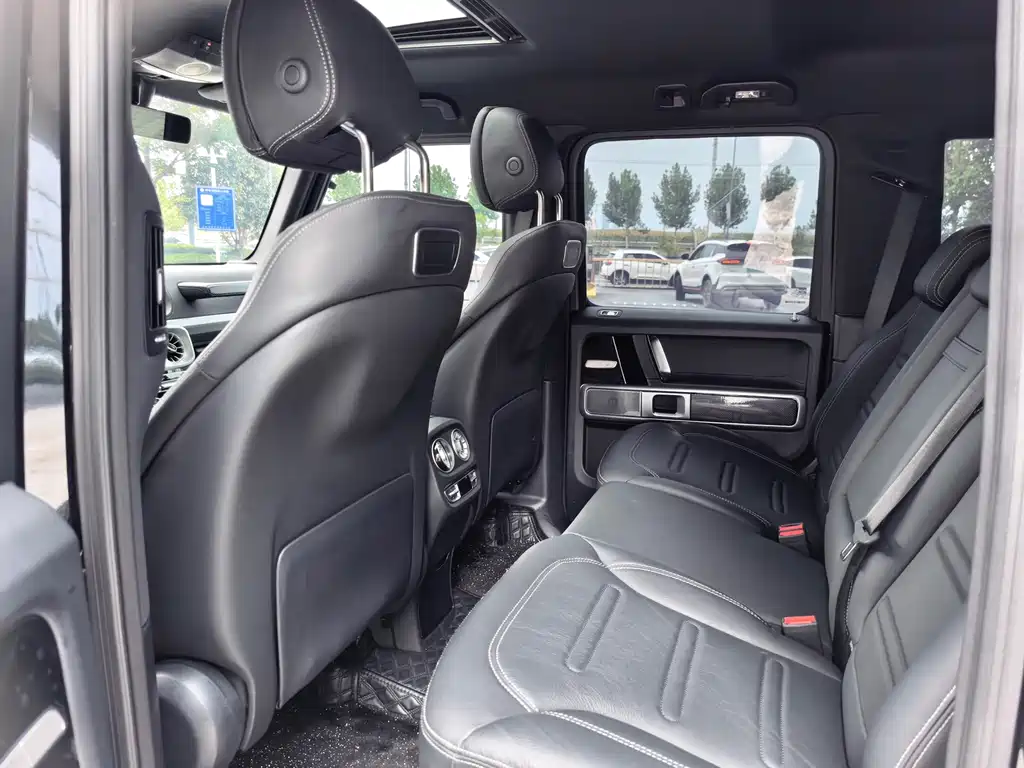 Mercedes-Benz G-Class — миниатюра 13