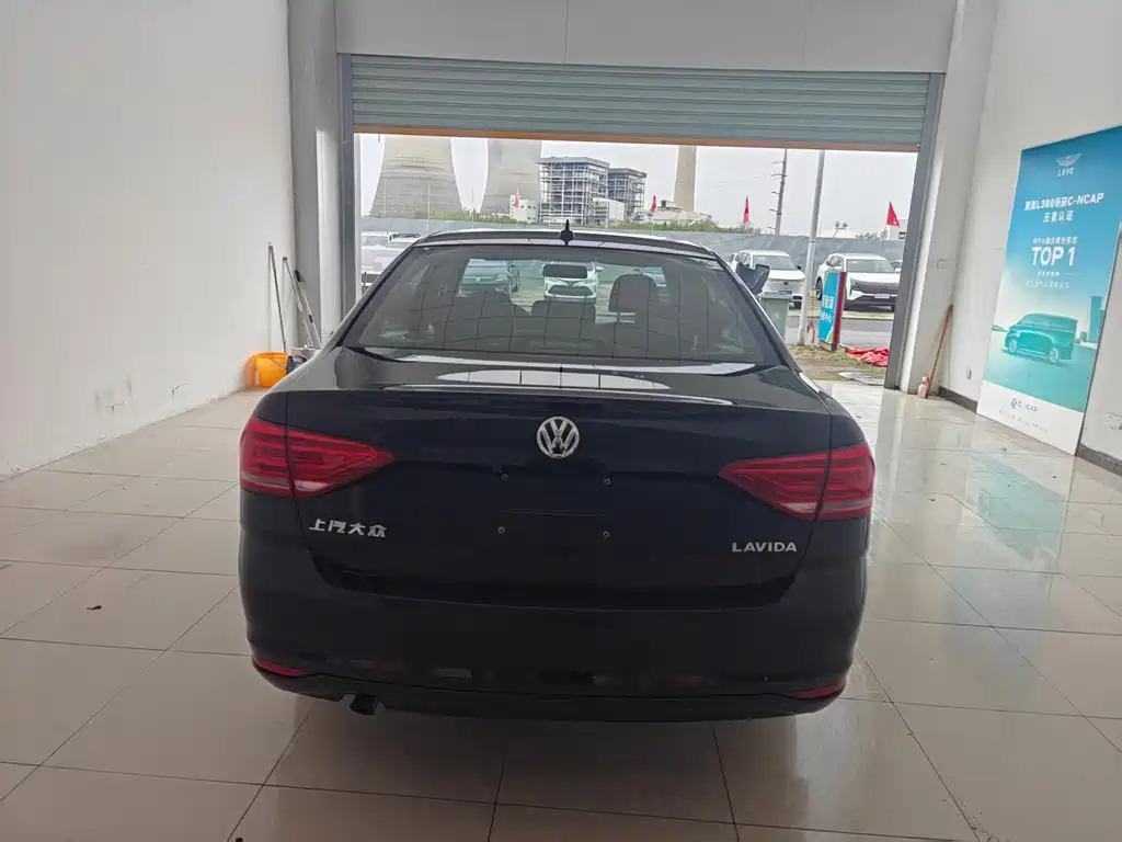 Volkswagen Lavida — миниатюра 15