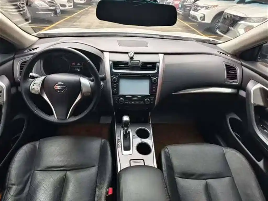 Nissan Altima 2013 2.0L XL Comfort