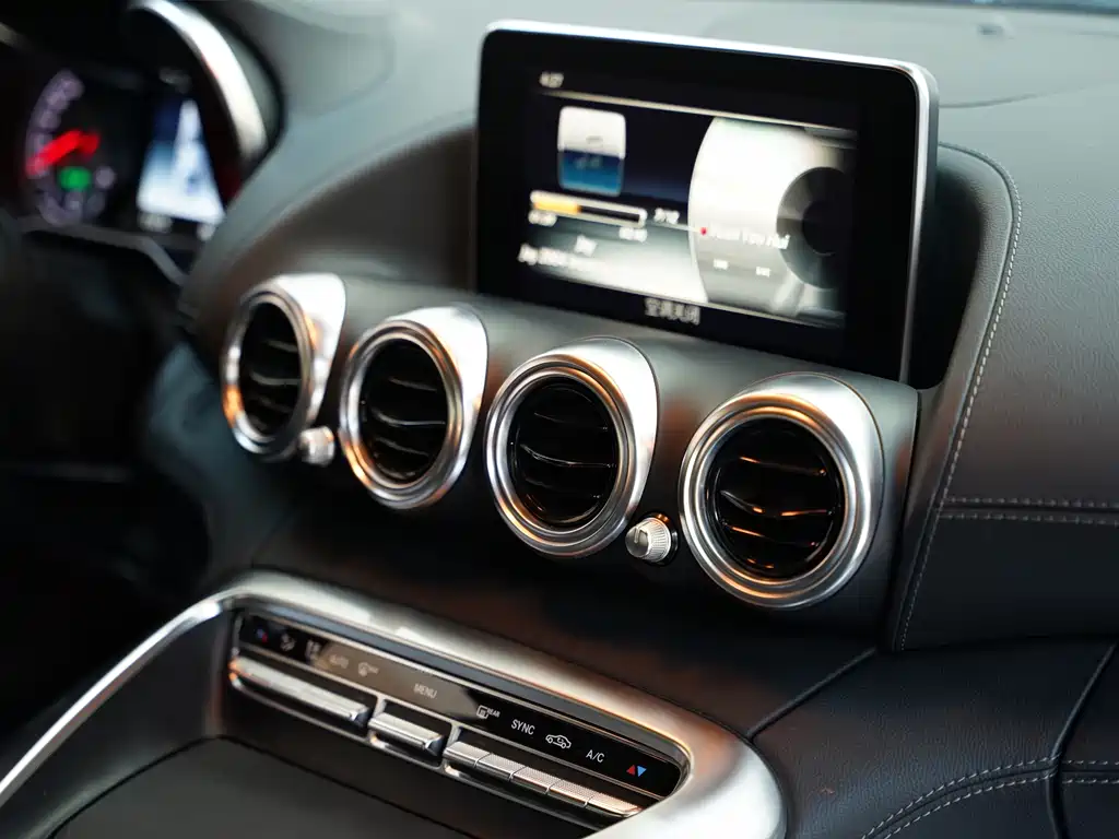 MERCEDES-BENZ AMG GT