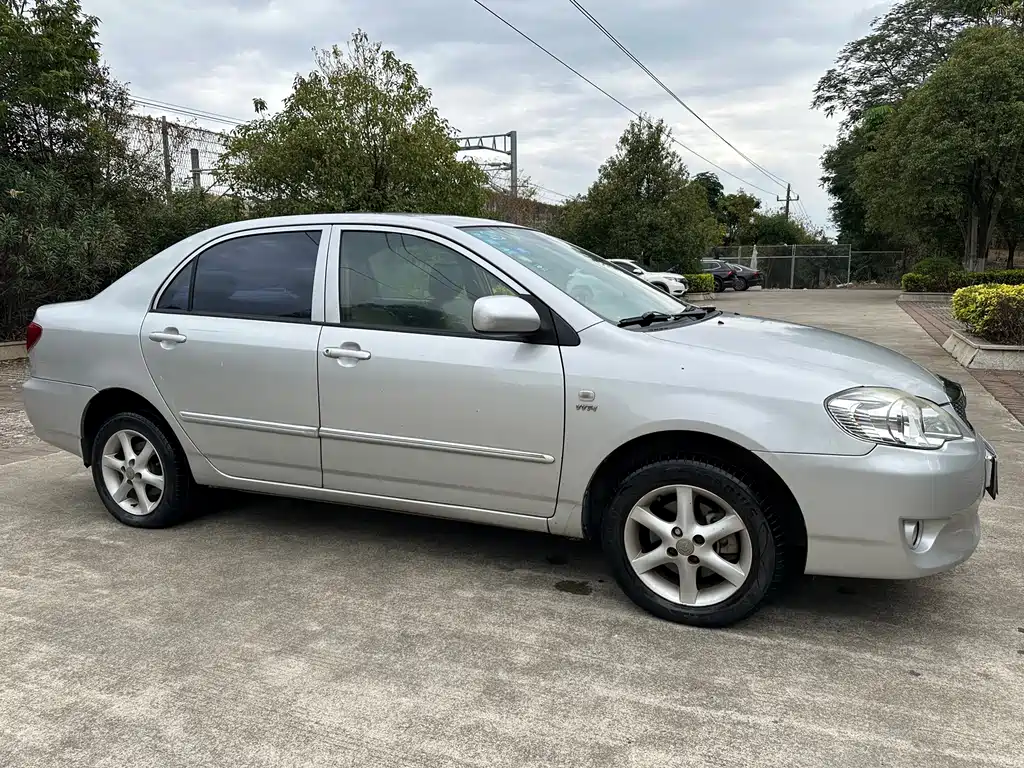 Toyota Corolla 2011 1.6L AT