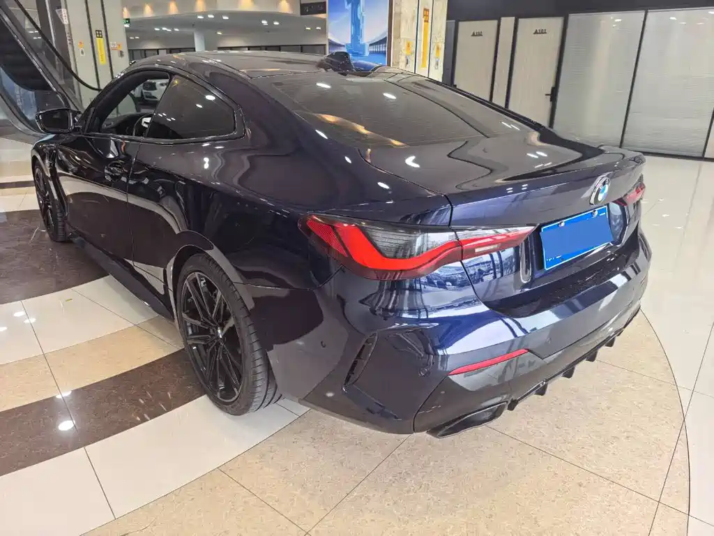 BMW 4 Series — миниатюра 13