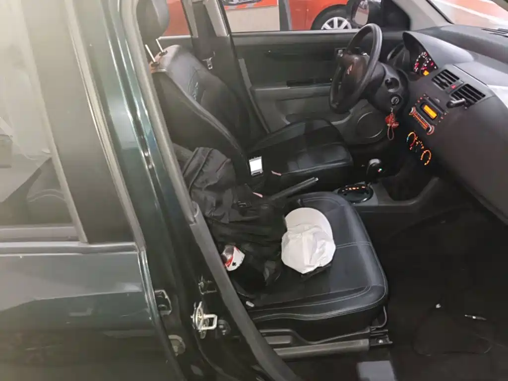 Suzuki Swift — миниатюра 25