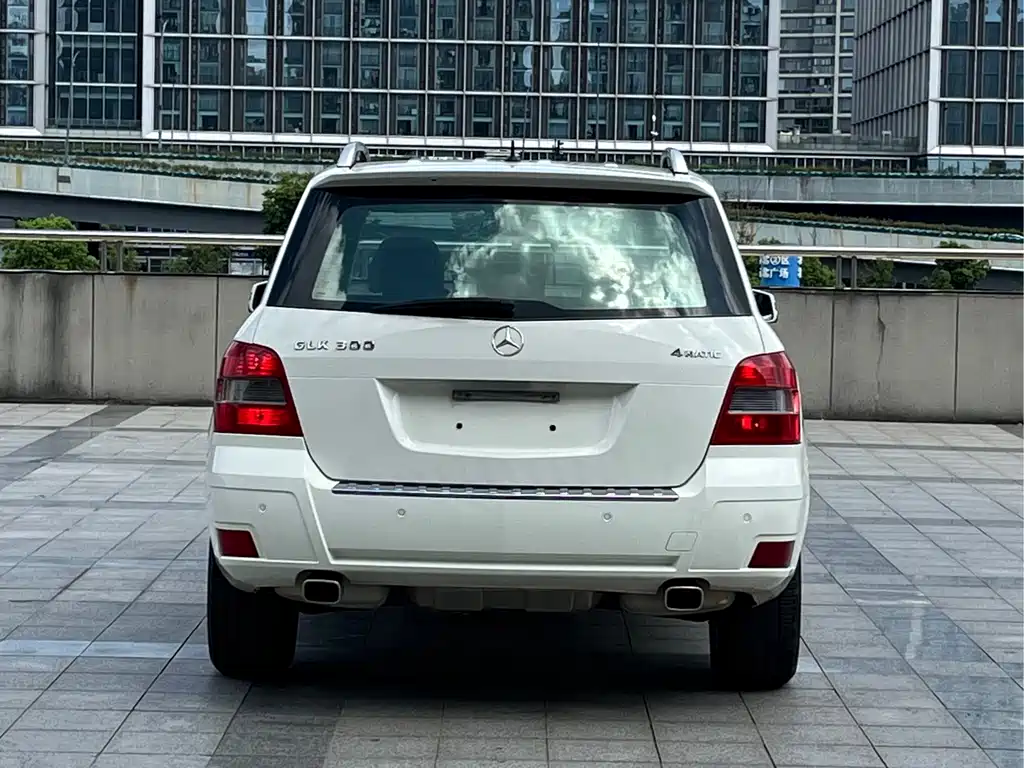 Mercedes-Benz GLK-Class (Import) — миниатюра 5