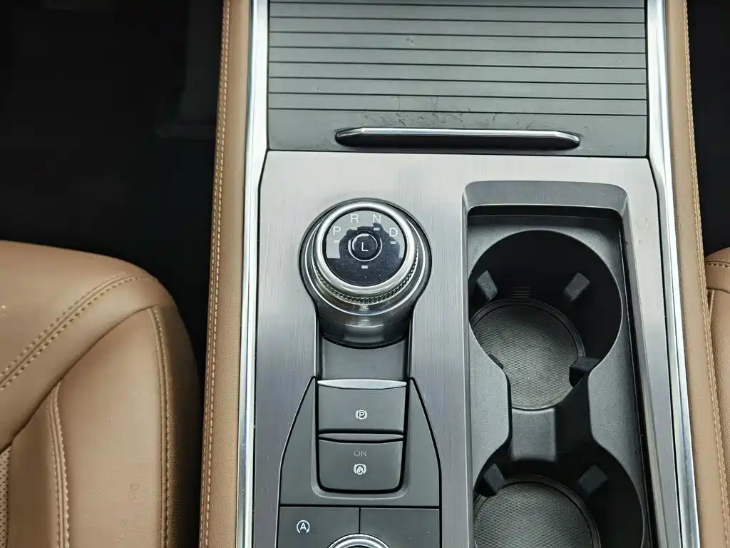 Ford Explorer — миниатюра 13