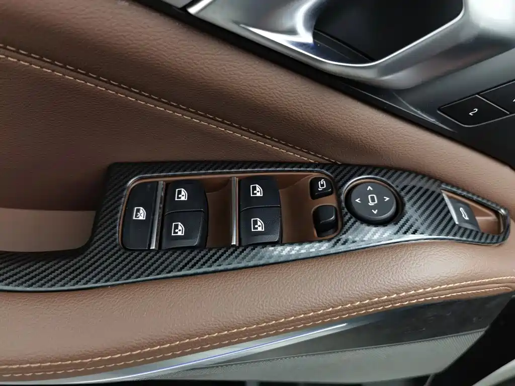 BMW X5 (Import) — миниатюра 9