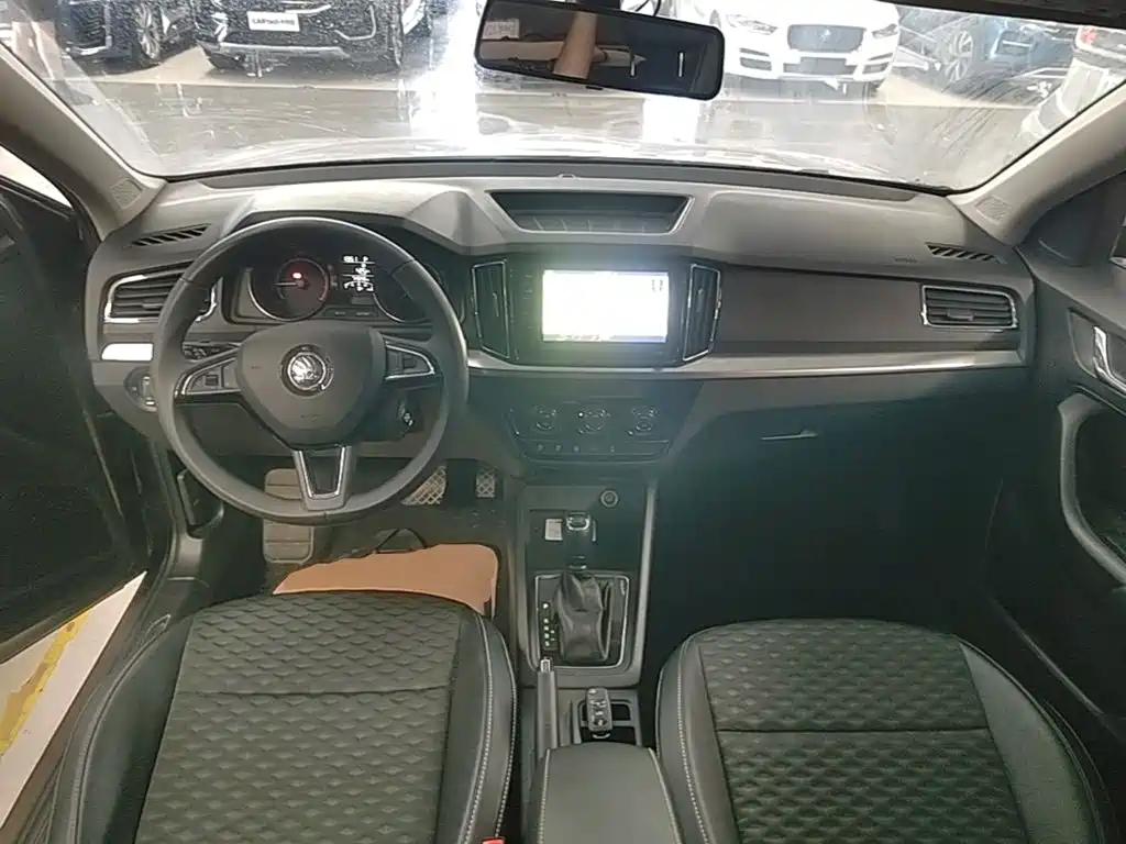 Skoda Kamiq — миниатюра 10