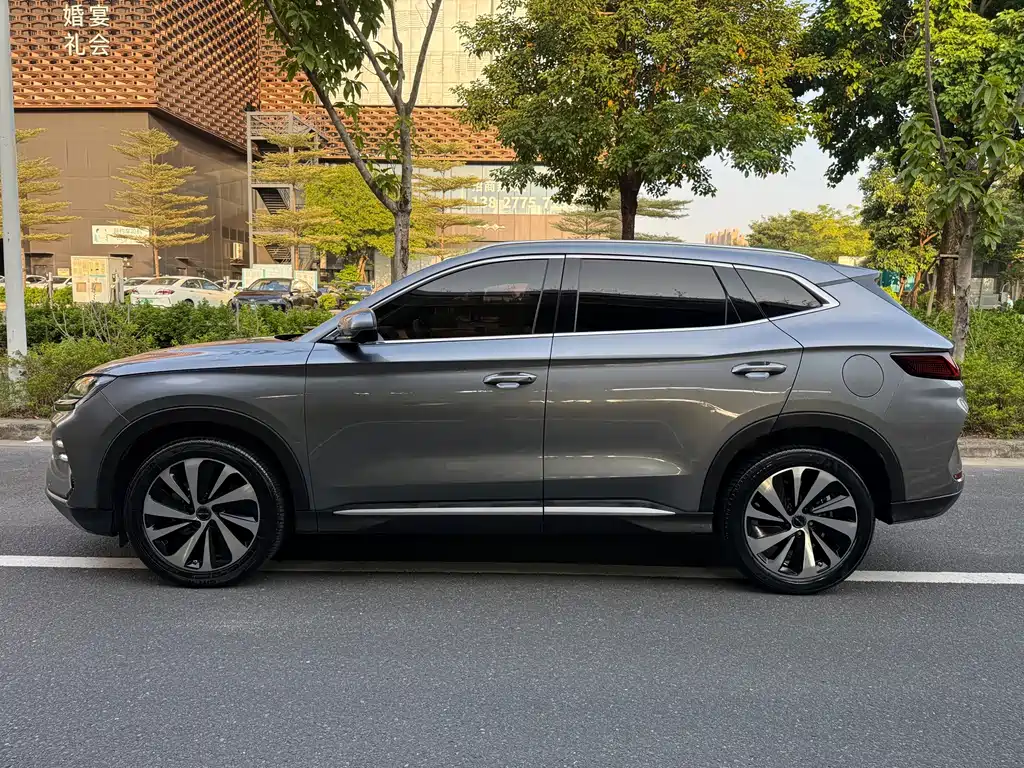 BYD PLUS New Energy — миниатюра 32