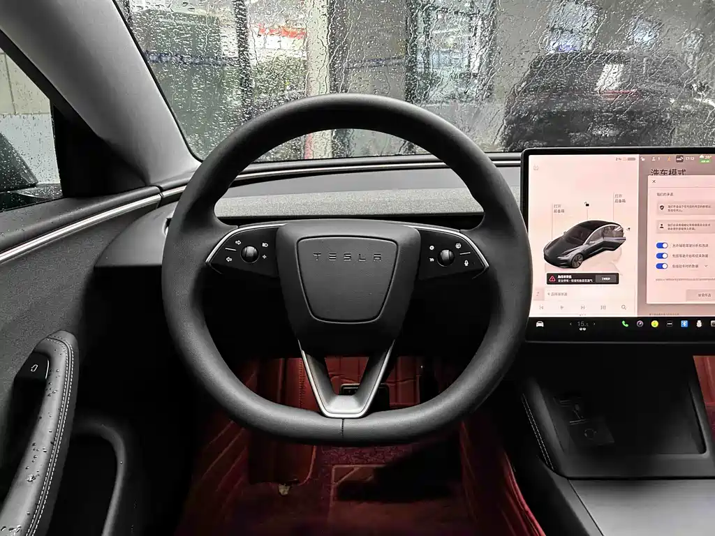 Tesla Model 3 — миниатюра 9