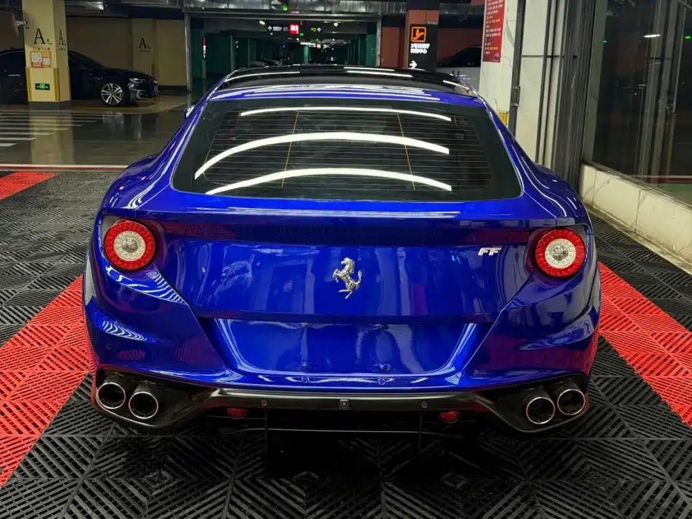 Ferrari FF — миниатюра 13