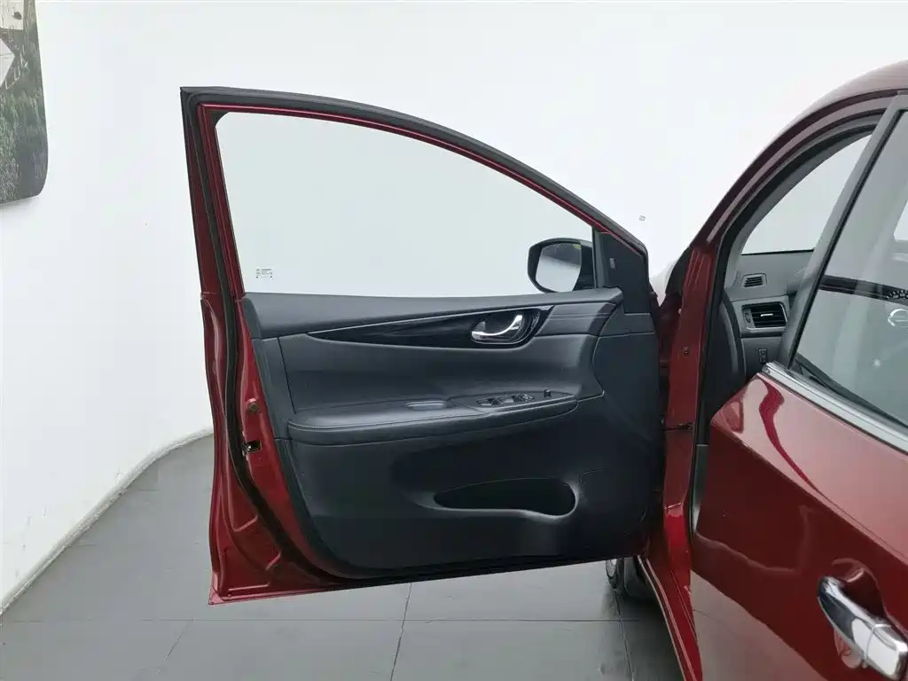 Nissan Tiida 2021 1.6L CVT
