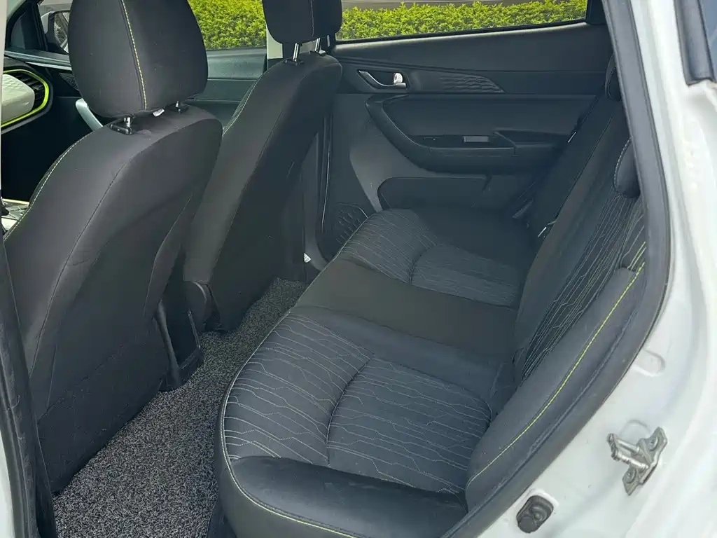 Changan Benben E-Star — миниатюра 7