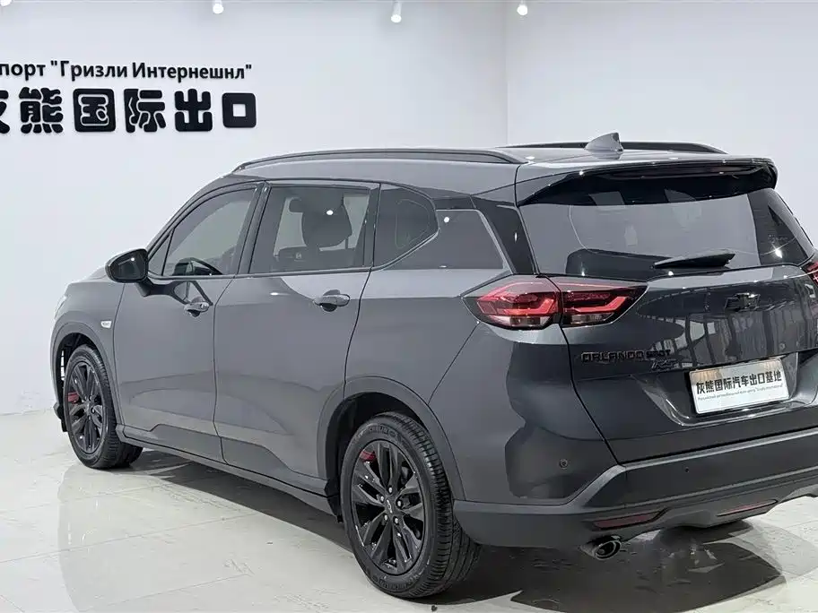 Chevrolet Orlando 2020 Redline 530T AT (5+2 )