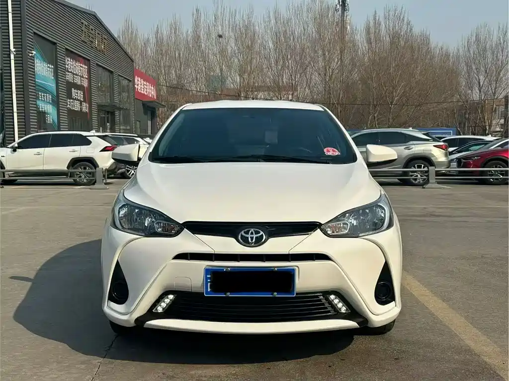 TOYOTA YARIS L TO ENJOY