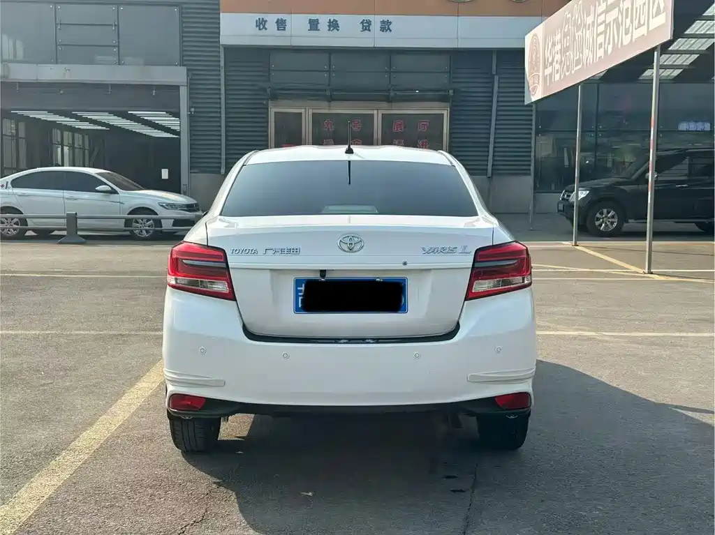 TOYOTA YARIS L TO ENJOY