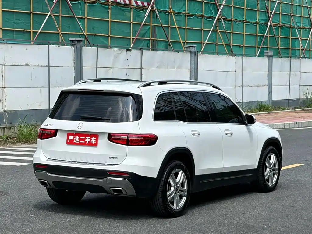 Mercedes-Benz GLB — миниатюра 7