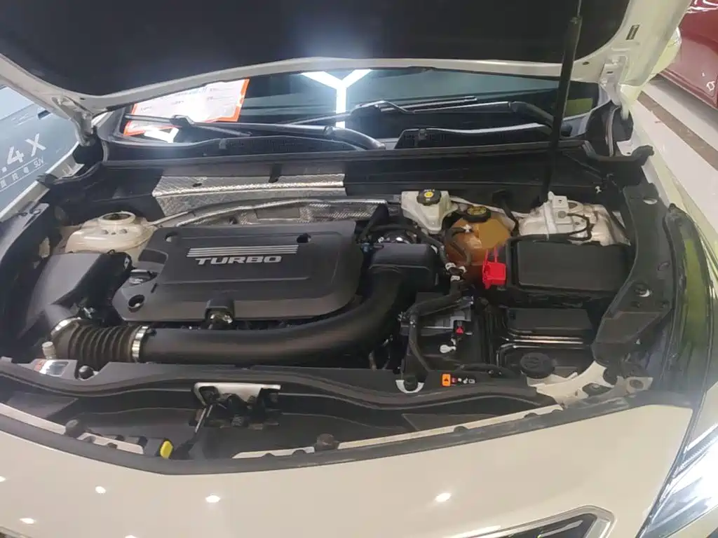 Cadillac XT4 — миниатюра 20