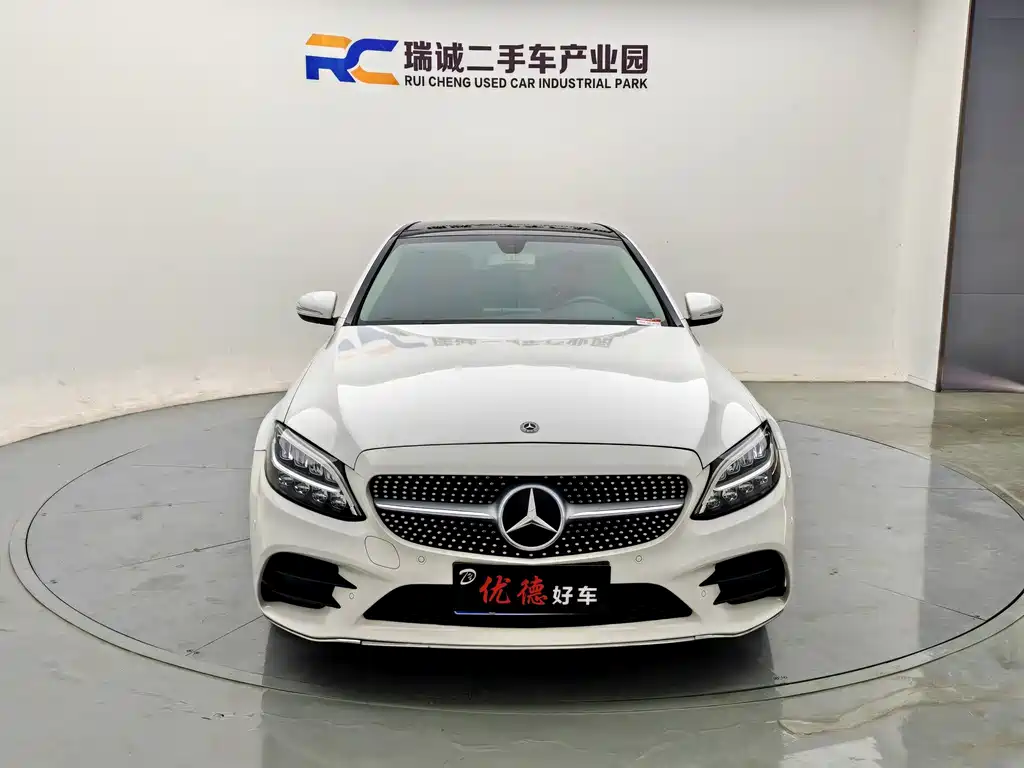 Mercedes-Benz C-Class — миниатюра 2