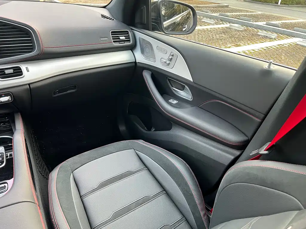 MERCEDES-BENZ GLE AMG