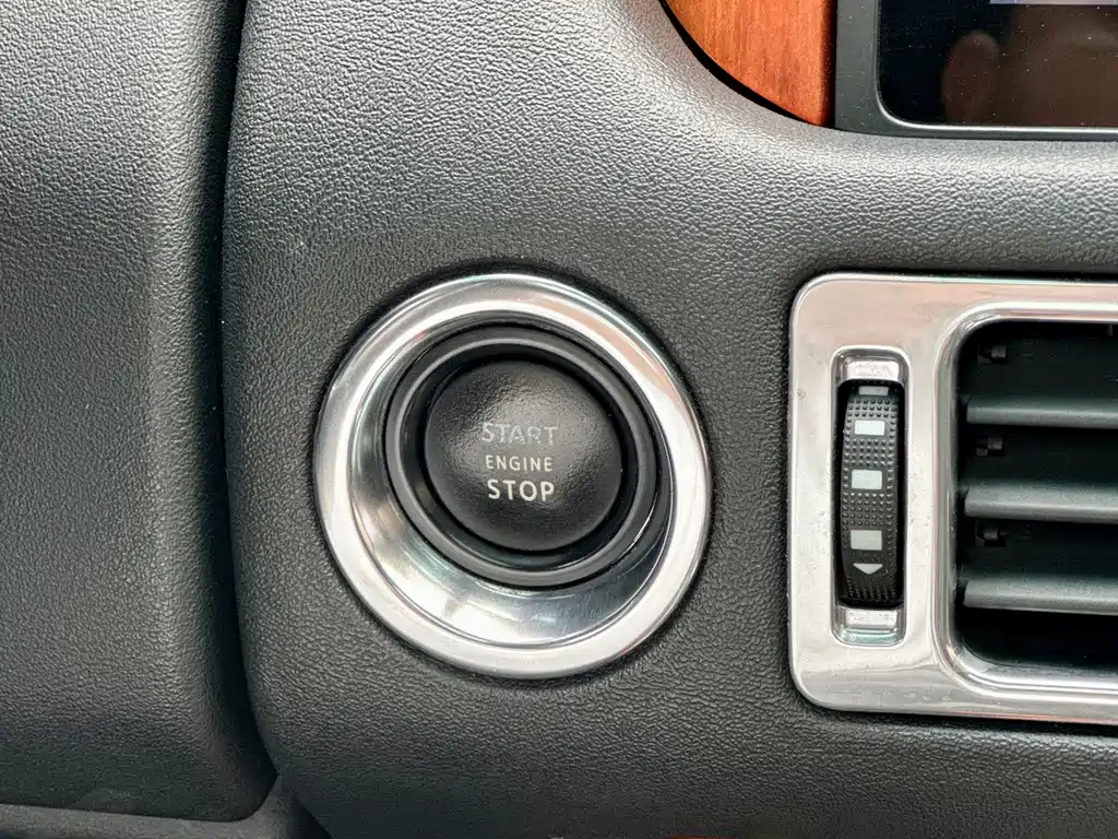 Land Rover Range Rover — миниатюра 33