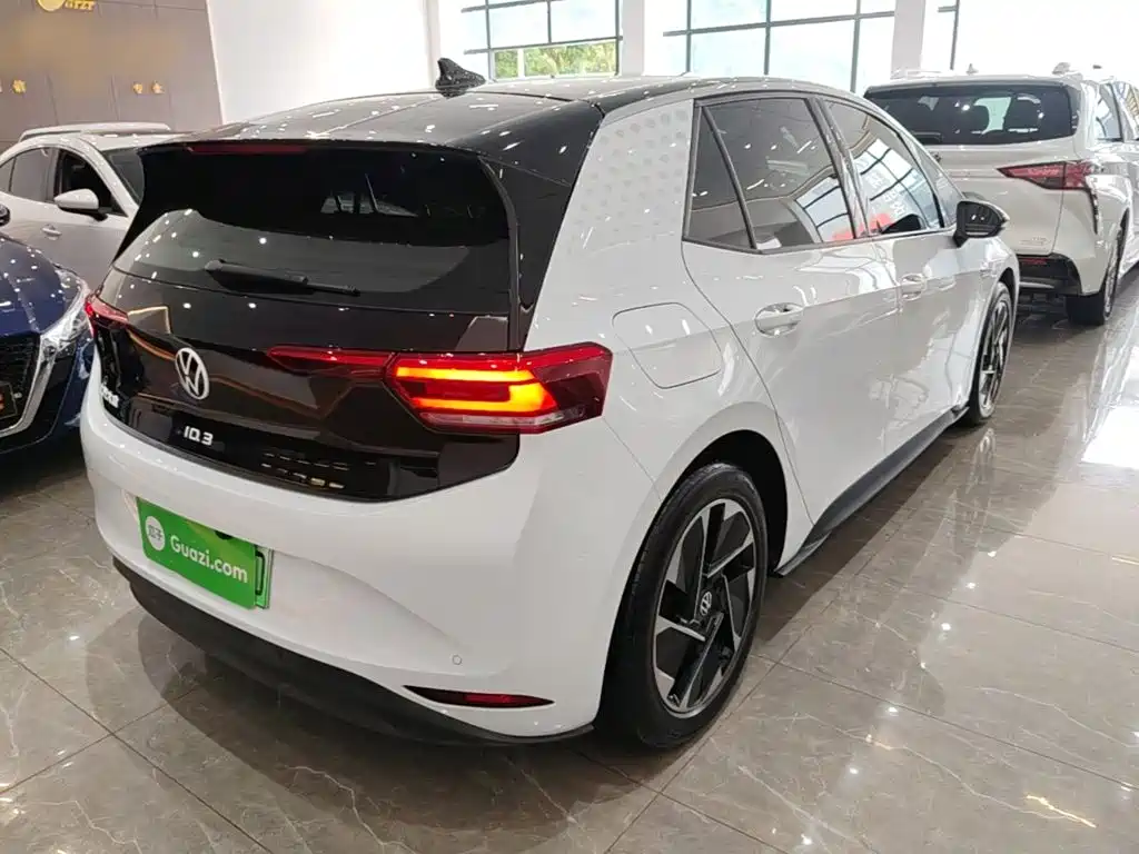 Volkswagen ID.3 — миниатюра 7