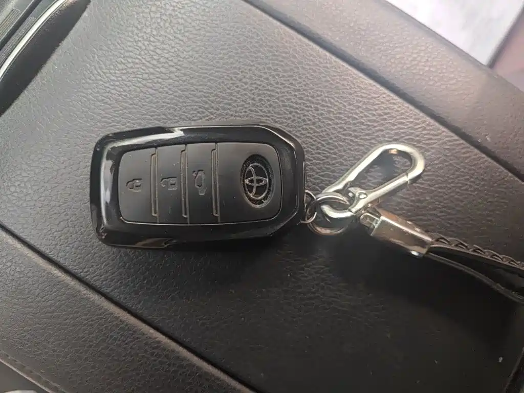 Toyota Highlander — миниатюра 12