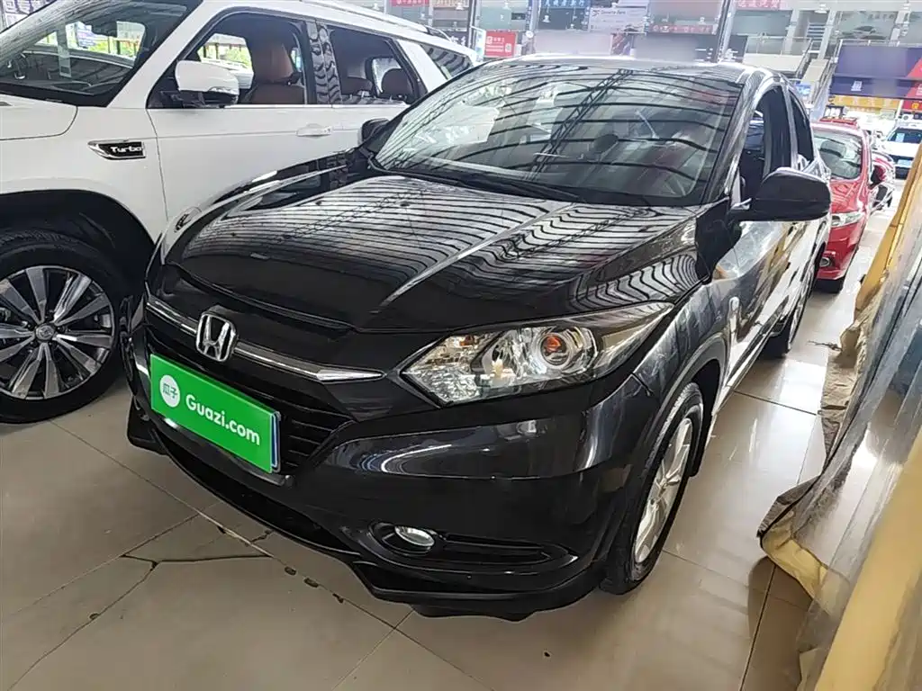 Купить Honda Vezel