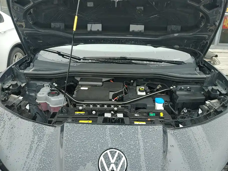 Volkswagen 06 2024 Ultra