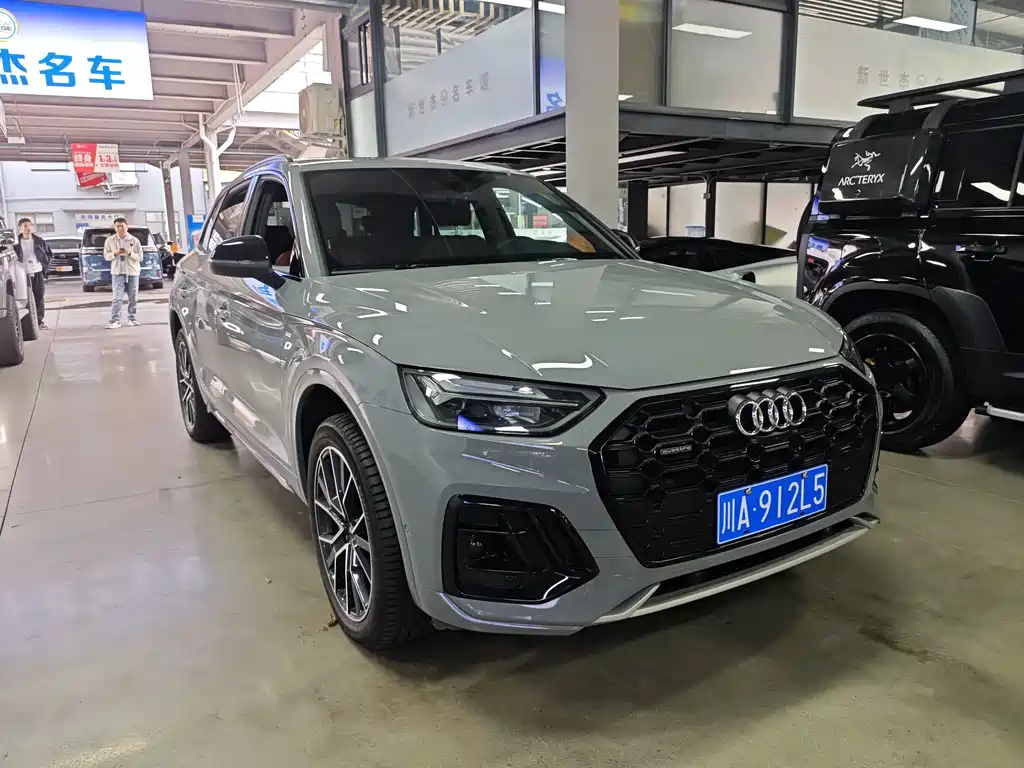 Audi Q5L — миниатюра 3