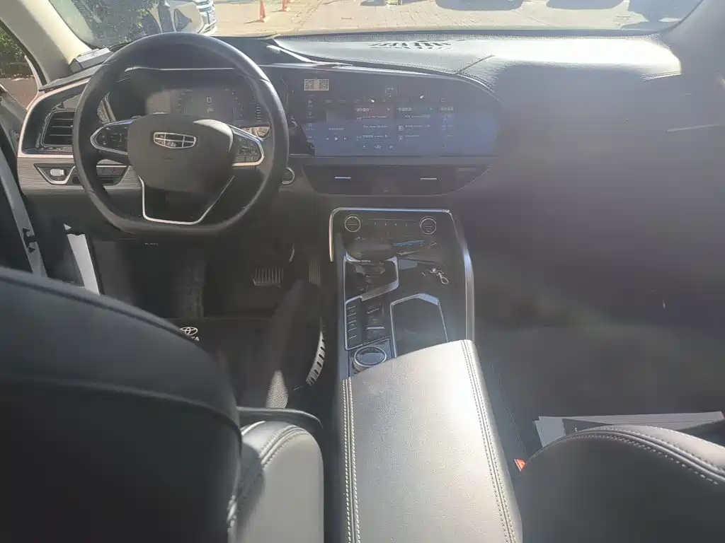 Geely Xingyue — миниатюра 10