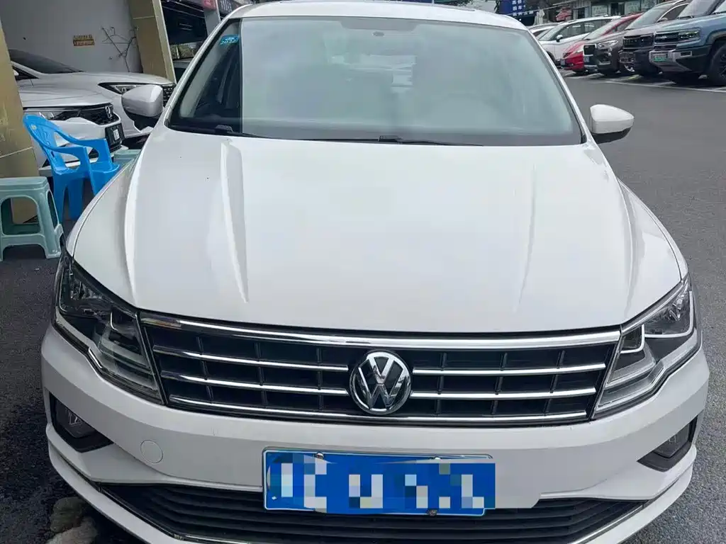 Volkswagen Jetta — миниатюра 2