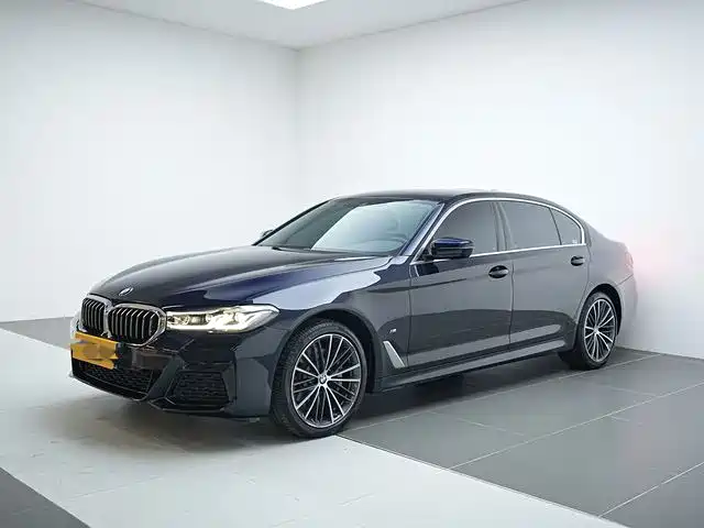 BMW  5 SERIES 2021
