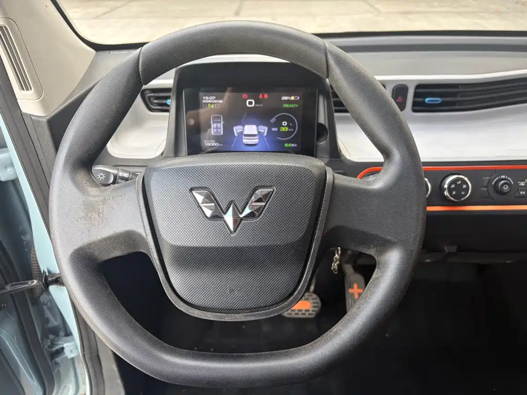 Wuling MINIEV — миниатюра 12