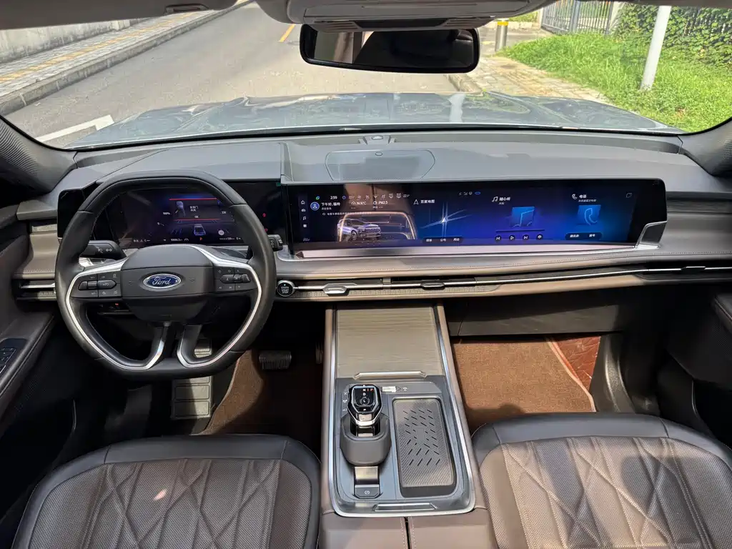 Ford Edge — миниатюра 18