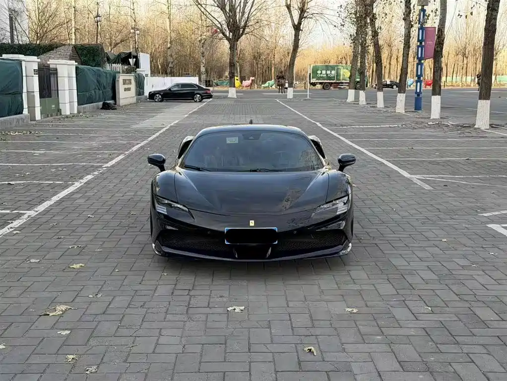 FERRARI SF90