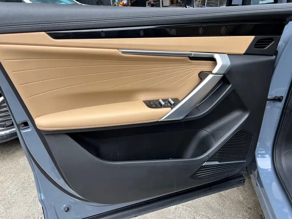 Geely Boyue L — миниатюра 7