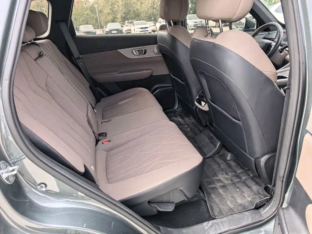 Chery Tiggo 8 PLUS — миниатюра 8