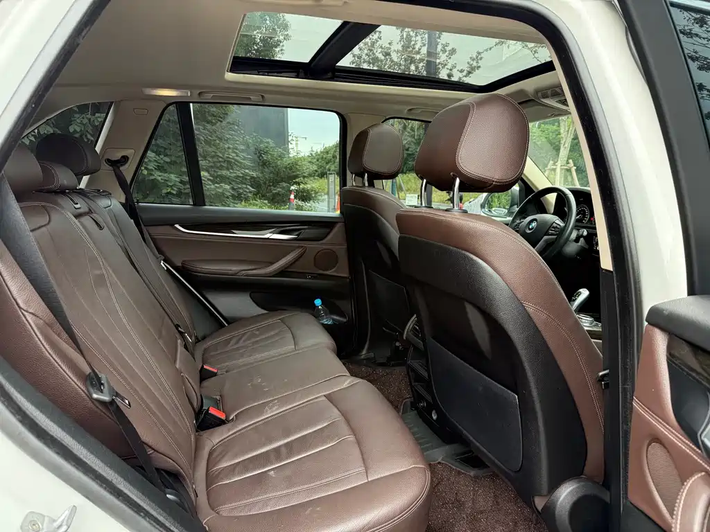 BMW X5 (Import) — миниатюра 17