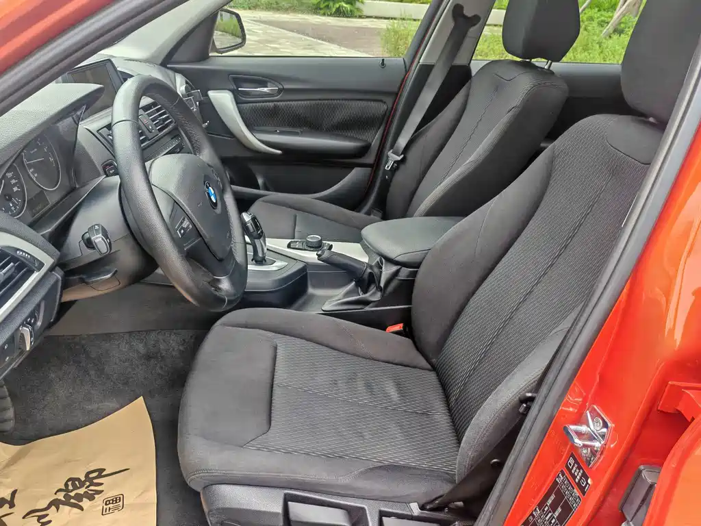 BMW 1 Series (Import) — миниатюра 9