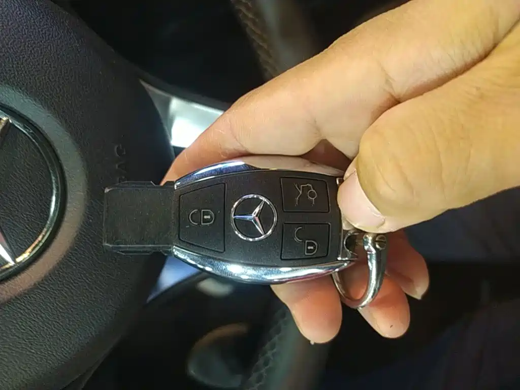 Mercedes-Benz GLC — миниатюра 9