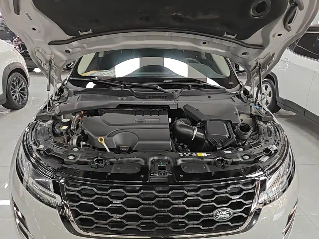 Land Rover Range Rover Evoque 2021 — фото 15