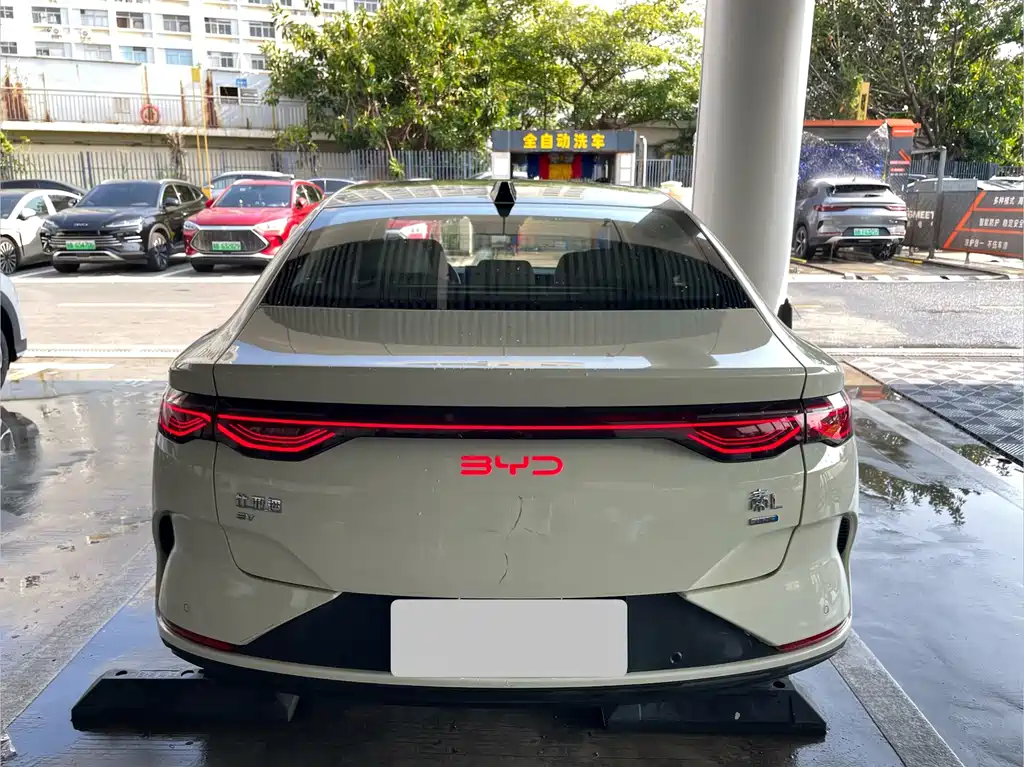 BYD Qin L — миниатюра 4
