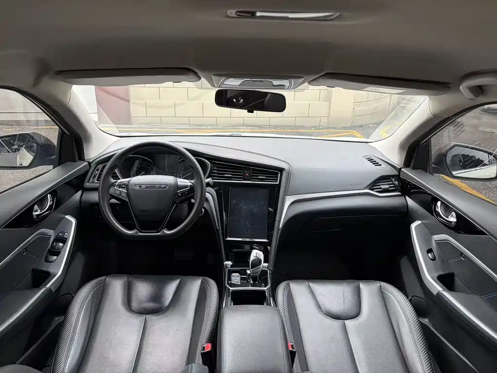 Venucia D60EV
