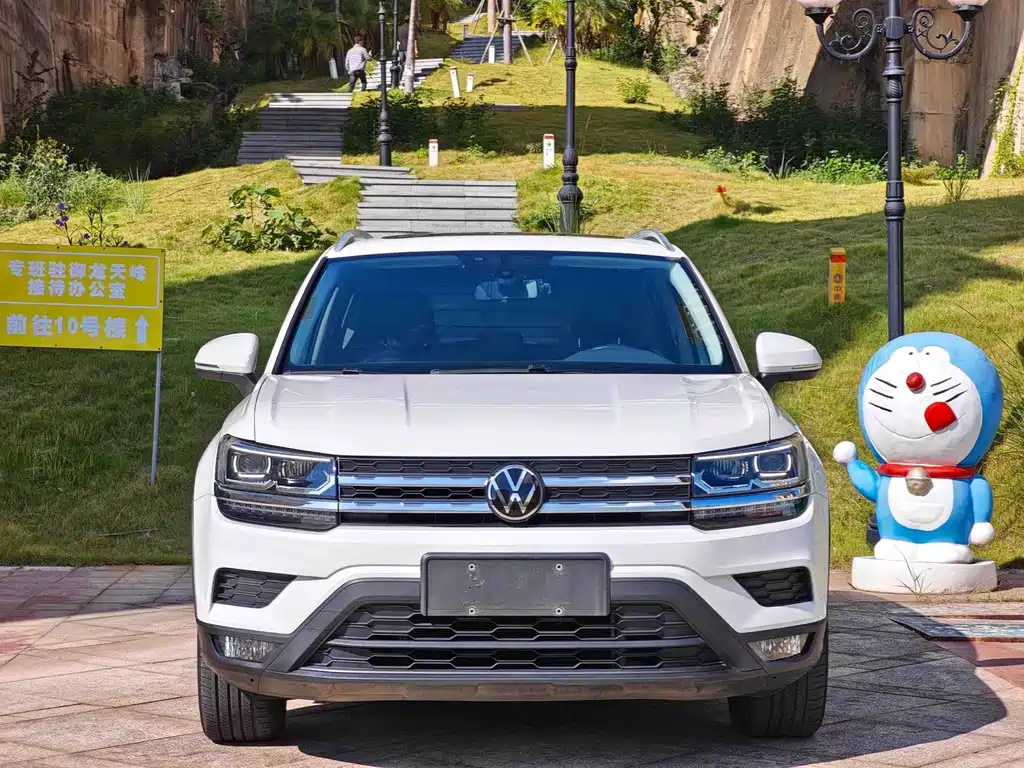 Volkswagen Tharu — миниатюра 3