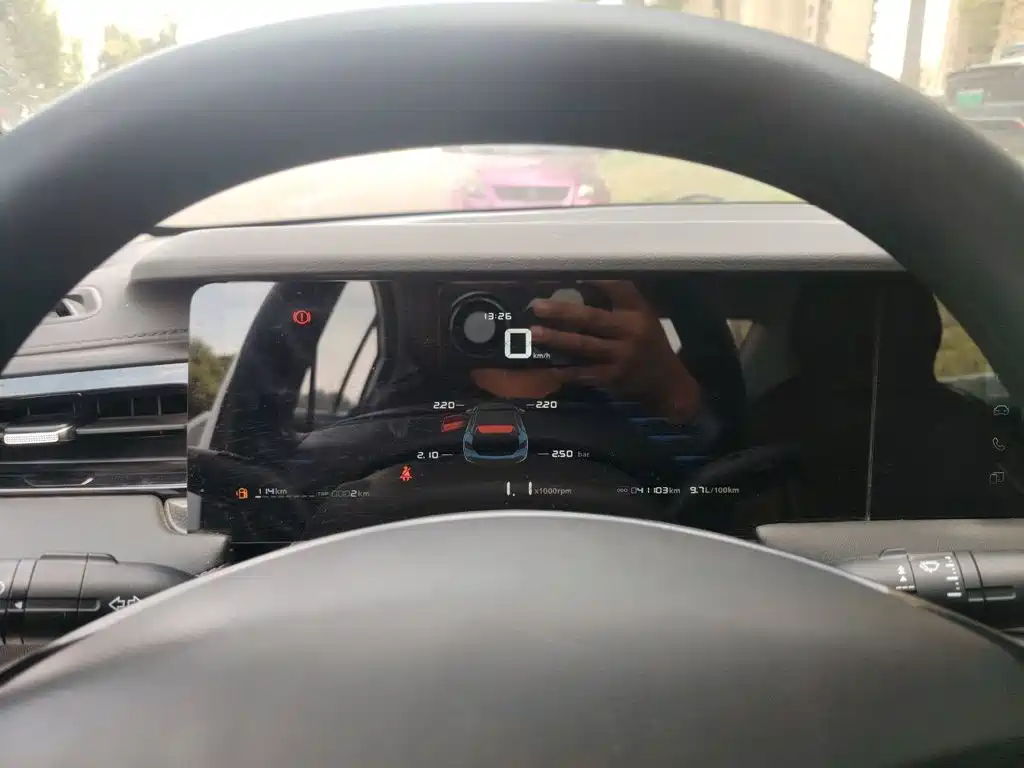 Roewe i5 — миниатюра 7