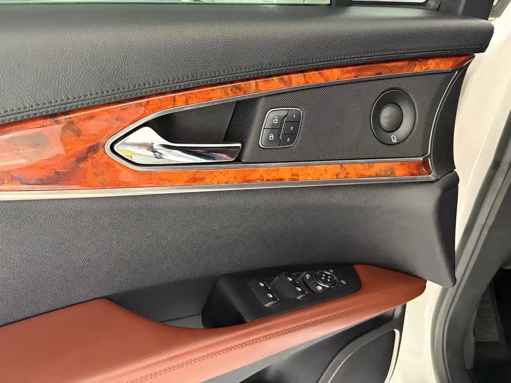 Lincoln MKX — миниатюра 13