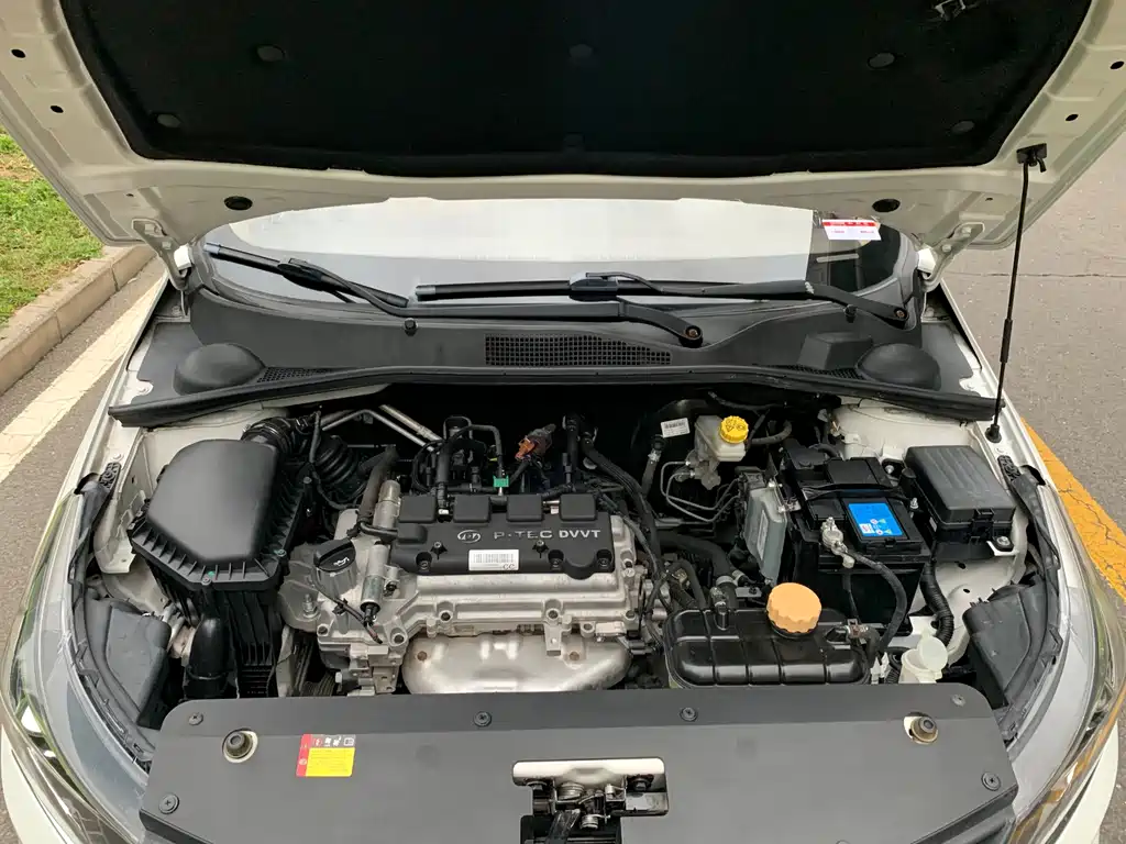 Baojun 310W — миниатюра 20